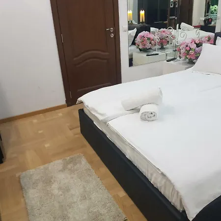 Appartement Luxury Arena Nationala 11 *